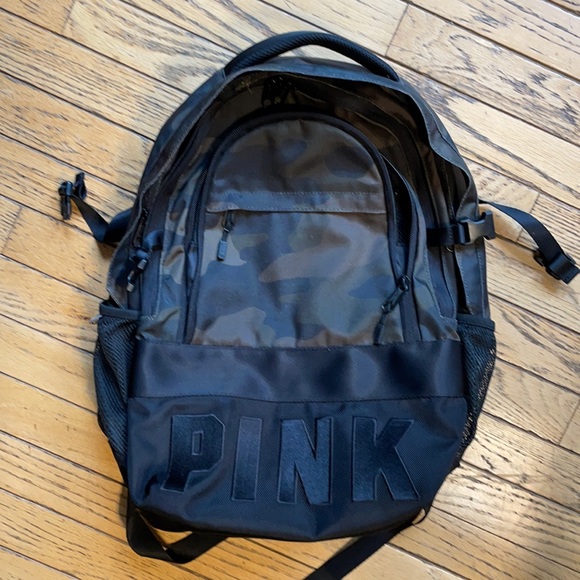 VS PINK Dark Camo Campus Backpack